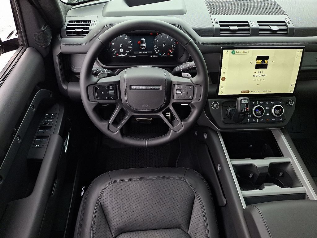 New 2026 Land Rover Defender 130 V8 AWD/4WD image 7