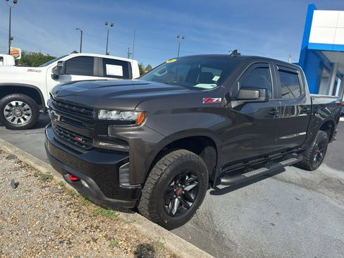 Used 2021 Chevrolet Silverado 1500 LT Trail Boss w/ Convenience Package II AWD/4WD image 7