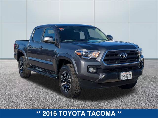 Used 2016 Toyota Tacoma SR5 w/ SR5 Appearance Package (SN) RWD image 7