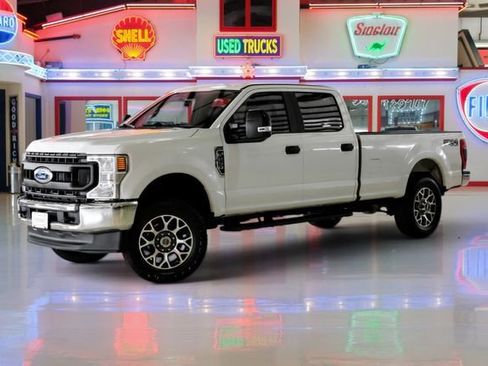 Used 2020 Ford F250 XL w/ Power Equipment Group AWD/4WD image 2
