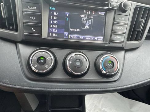 Used 2017 Toyota RAV4 LE w/ All Weather Liner Package AWD/4WD image 17