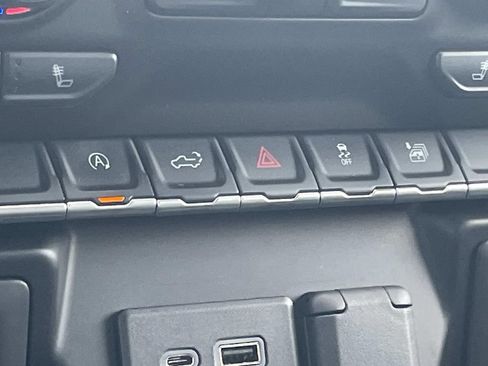Used 2019 Chevrolet Silverado 1500 RST w/ All-Star Edition AWD/4WD image 17