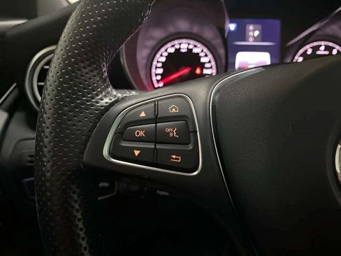 Used 2017 Mercedes-Benz GLC 300 4MATIC image 35