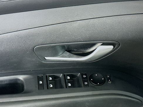 Used 2025 Hyundai Tucson SEL FWD image 15