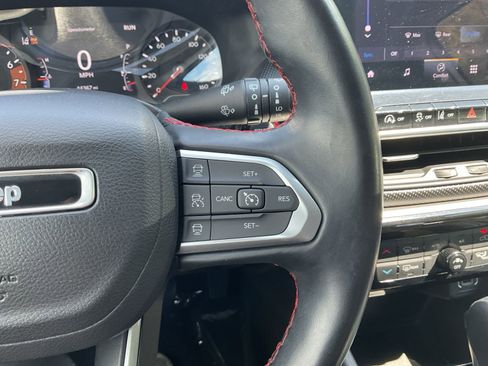 Used 2022 Jeep Compass Trailhawk w/ Sun and Sound Group AWD/4WD image 22