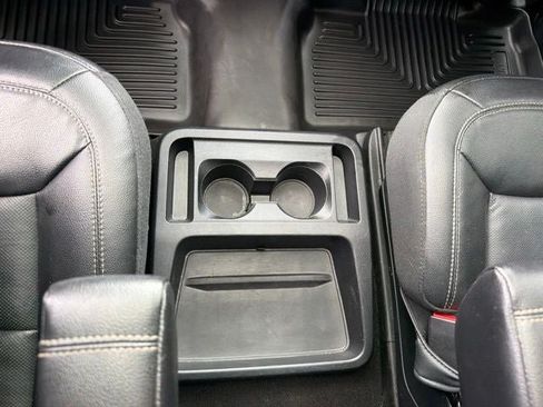 Used 2021 Ford Explorer Limited w/ Equipment Group 301A AWD/4WD image 20