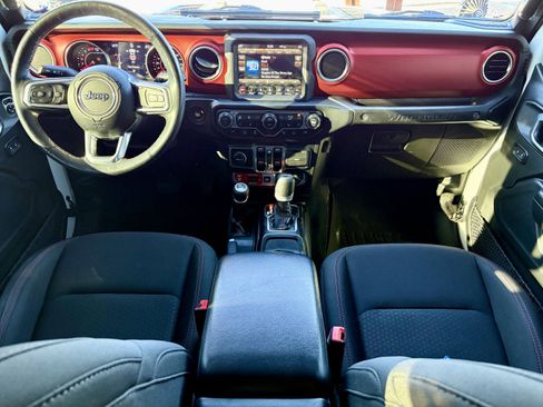 Used 2019 Jeep Wrangler Unlimited Rubicon image 19