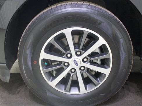 Used 2020 Ford Expedition XLT w/ Equipment Group 201A image 28