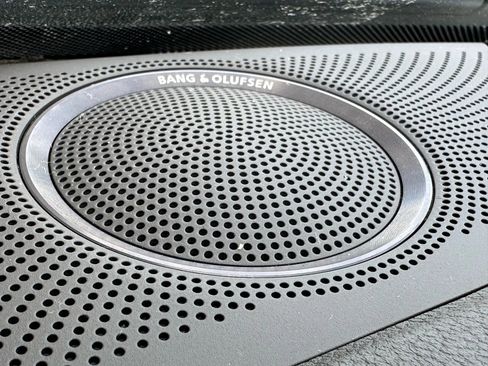 Used 2015 Audi A4 Prestige w/ Prestige Package image 17