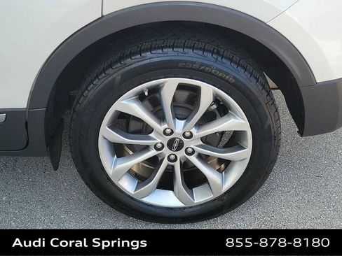 Used 2018 Lincoln MKC Select w/ Select Plus Package FWD image 8