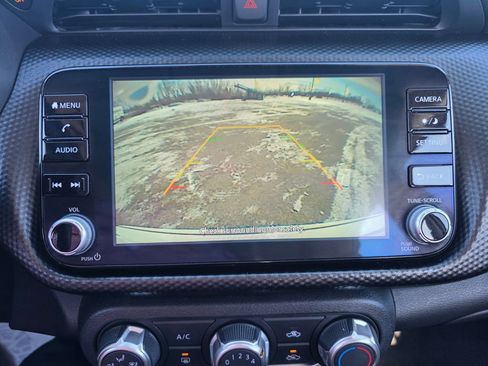 Used 2023 Nissan Kicks SV image 37