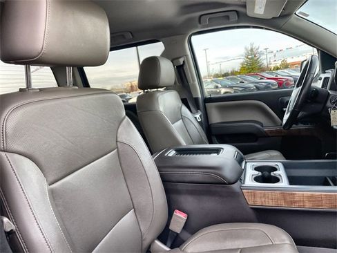 Used 2018 GMC Sierra 1500 SLT w/ SLT Premium Package image 17