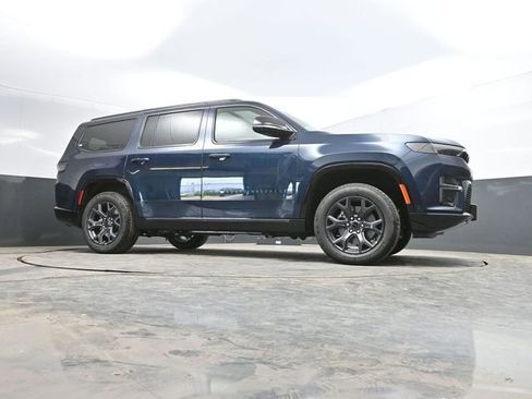 New 2026 Jeep Grand Wagoneer Limited AWD/4WD image 52