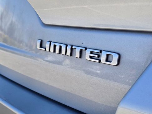 Used 2025 Jeep Grand Cherokee Limited AWD/4WD image 29