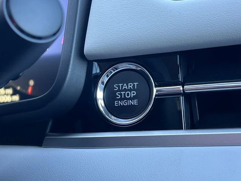 New 2026 Mitsubishi Outlander SEL image 24