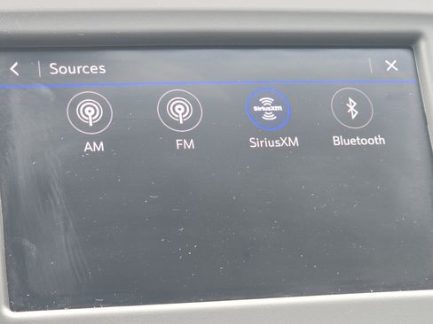 Used 2023 Chevrolet Equinox LS FWD image 5