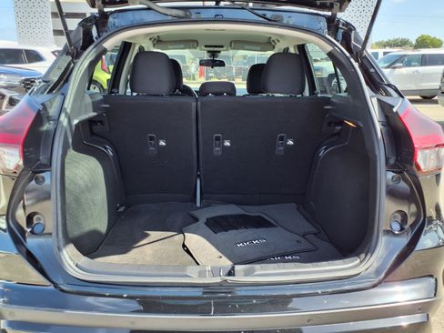 Used 2022 Nissan Kicks S FWD image 19