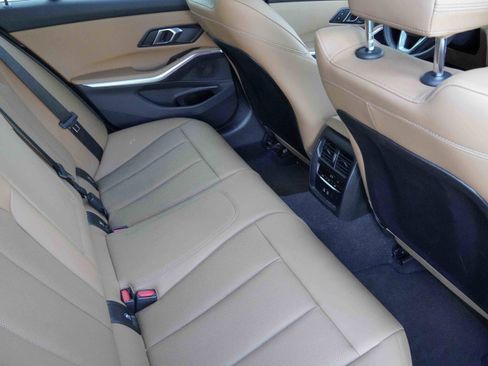 Used 2024 BMW 330i Sedan w/ Convenience Package image 34