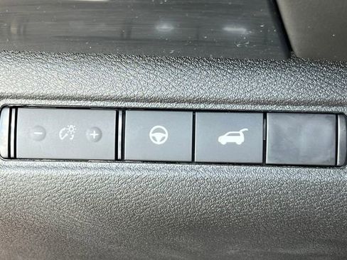 New 2026 Nissan Pathfinder SL AWD/4WD image 16