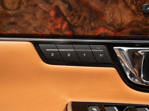 Used 2017 Jaguar XJ L Portfolio AWD/4WD image 21