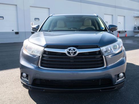 Used 2015 Toyota Highlander Limited AWD/4WD image 9