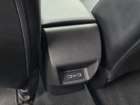 Used 2022 Honda Civic Touring image 29
