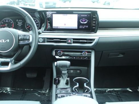 Used 2024 Kia K5 EX w/ EX Premium Package FWD image 18