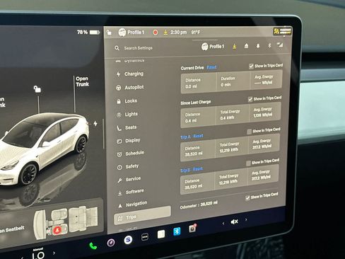 Used 2024 Tesla Model Y Long Range AWD/4WD image 28