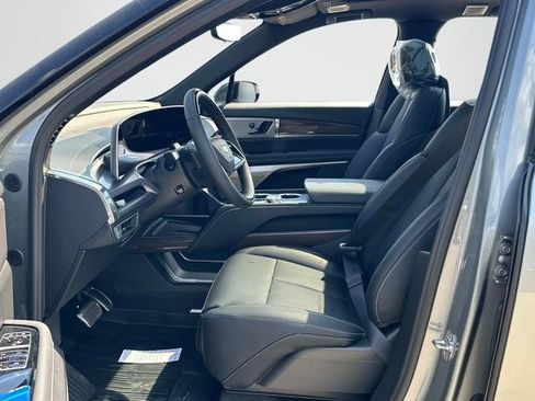 New 2027 Cadillac Vistiq Sport w/ LPO, Floor Liner Package AWD/4WD image 10