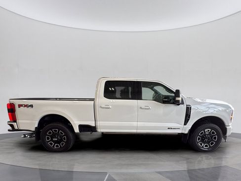 Used 2026 Ford F250 Platinum AWD/4WD image 9
