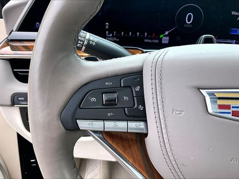 Used 2024 Cadillac Escalade Sport Platinum w/ LPO, ONYX Package AWD/4WD image 44