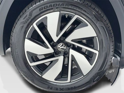 Used 2025 Volkswagen Atlas SEL image 53