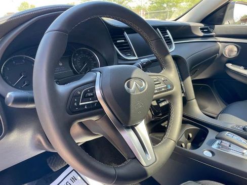 Certified 2025 INFINITI QX50 Luxe AWD/4WD image 16