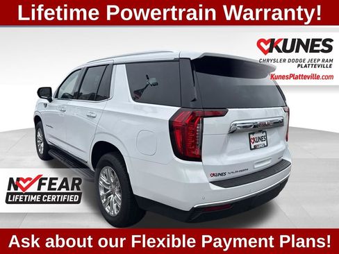Used 2024 GMC Yukon SLT AWD/4WD image 7
