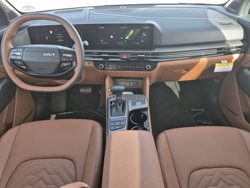 New 2026 Kia Sportage X-Line w/ X-Line Technology Package AWD/4WD image 13