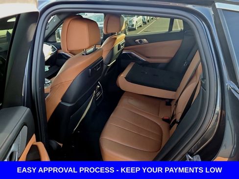 Used 2021 BMW X6 xDrive40i w/ Premium Package image 14