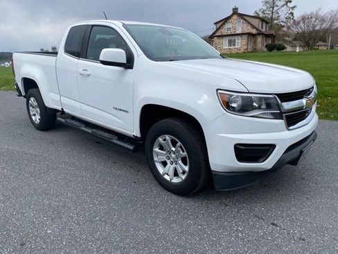 Used 2020 Chevrolet Colorado LT w/ Safety Package RWD image 6