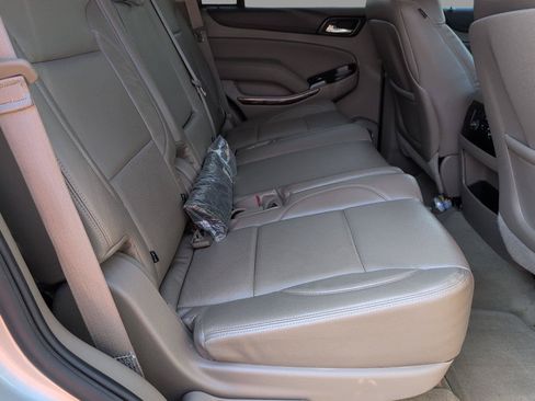 Used 2015 GMC Yukon SLE RWD image 38