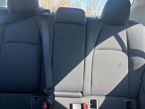 Used 2025 Toyota Corolla LE image 36