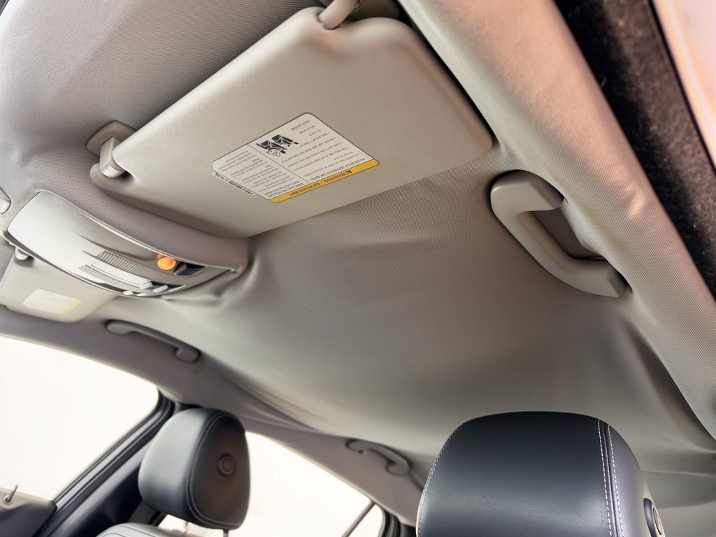 Used 2018 INFINITI QX30 FWD image 27