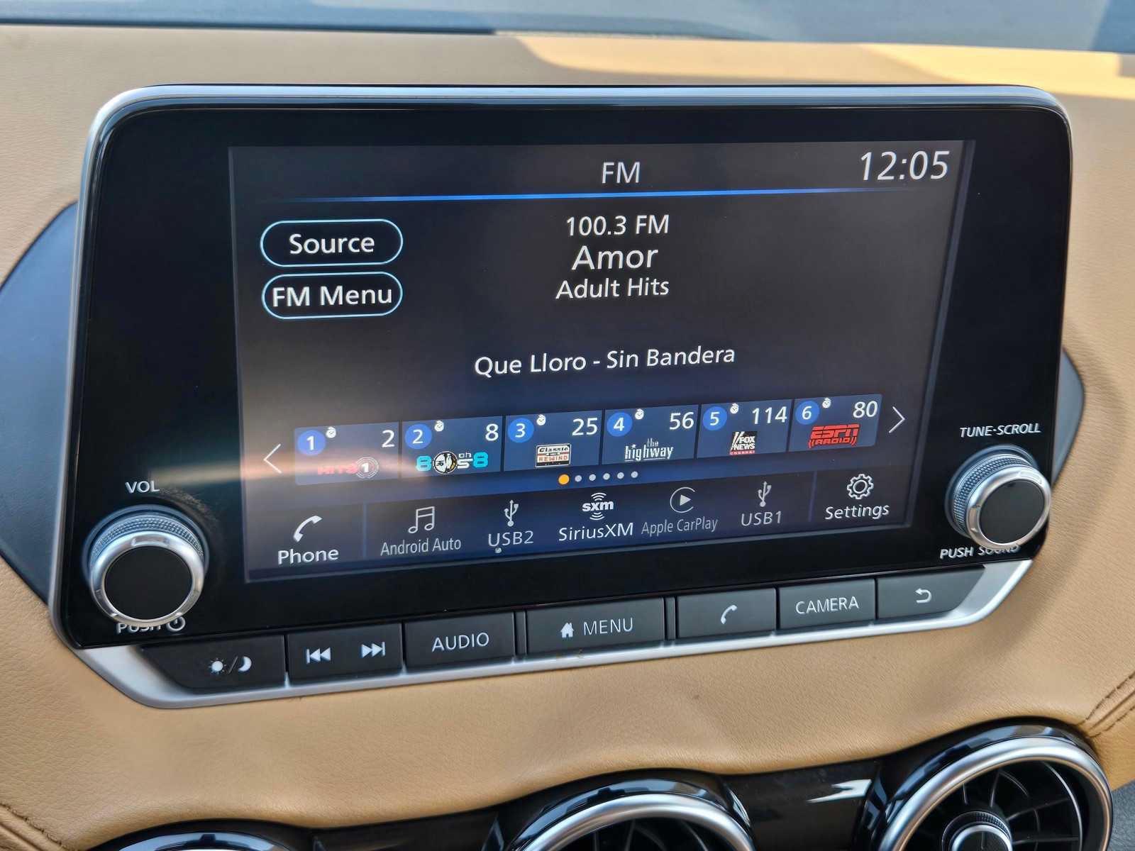 Used 2025 Nissan Sentra SV w/ SV Premium Package FWD image 21