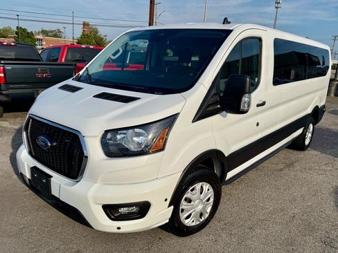 Used 2024 Ford Transit 350 XLT RWD image 3
