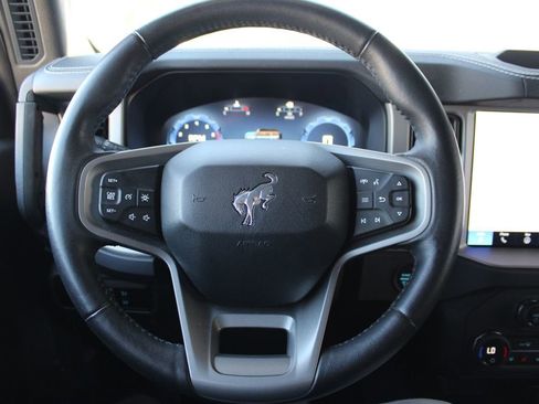 Used 2025 Ford Bronco Outer Banks AWD/4WD image 20