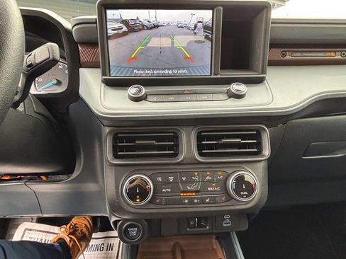 Used 2022 Ford Maverick Lariat w/ Lariat Luxury Package FWD image 18