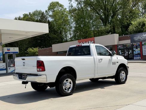 Used 2014 RAM 3500 SLT AWD/4WD image 18