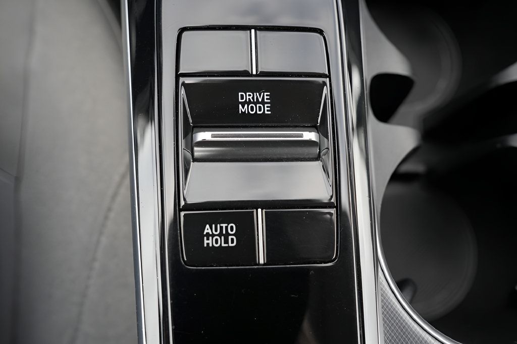 Certified 2022 Hyundai Sonata SE FWD image 28