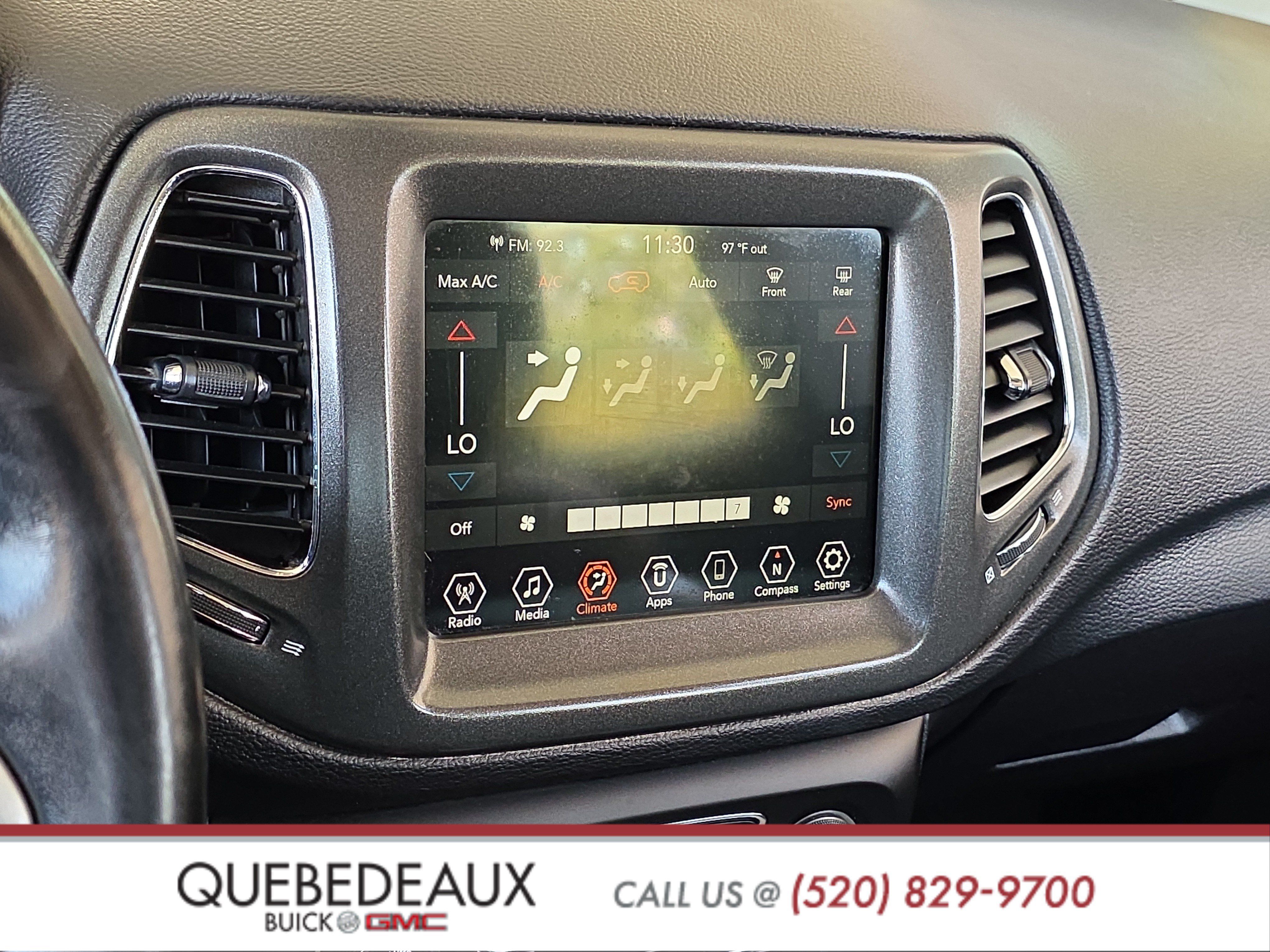 Used 2020 Jeep Compass Trailhawk AWD/4WD image 17