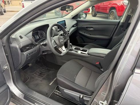 Used 2024 Nissan Sentra SV image 24