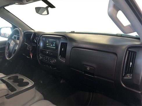 Used 2018 Chevrolet Silverado 1500 W/T AWD/4WD image 21
