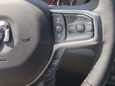 New 2026 RAM 1500 4x4 Crew Cab image 27